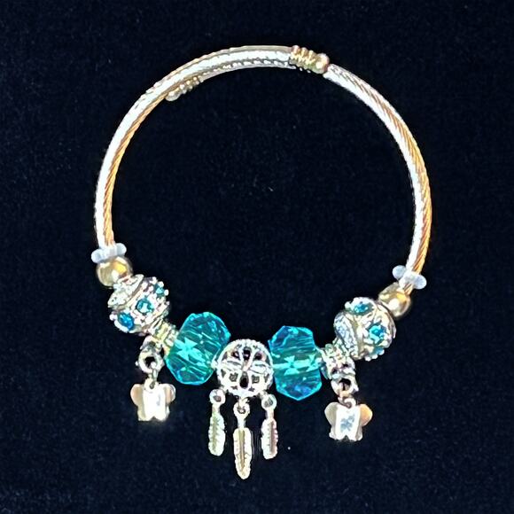 Fashion Jewelry Bangle Dream Catcher Bangle Bracelet in Silver and Blue - Picture 4 of 5